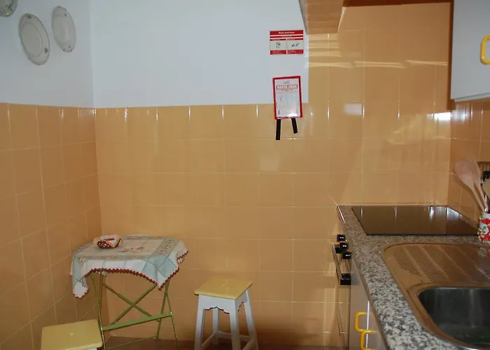 A Casa Da Maria * 塔维拉